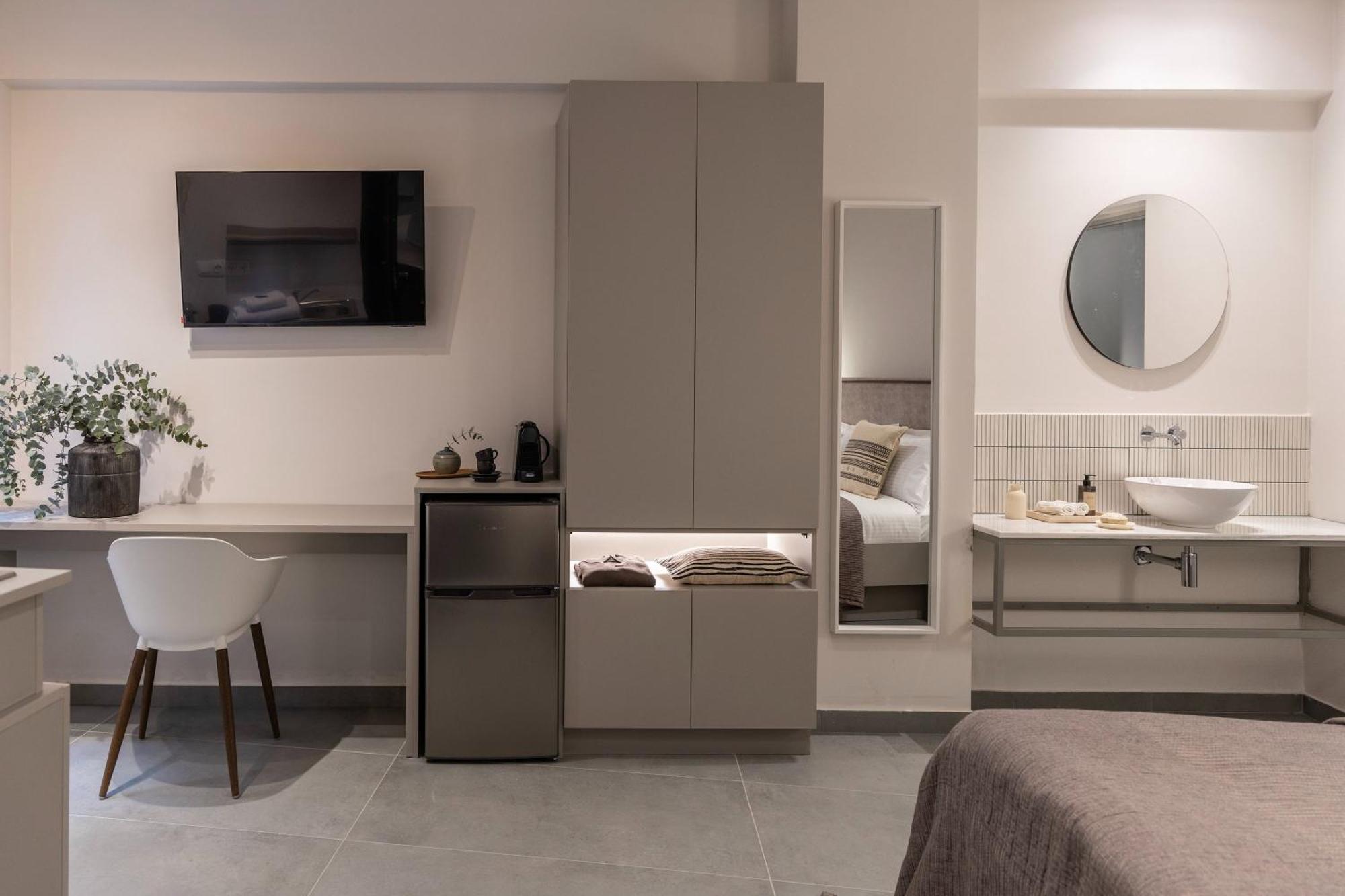 Celestial At Praxitelous Apartment Athens