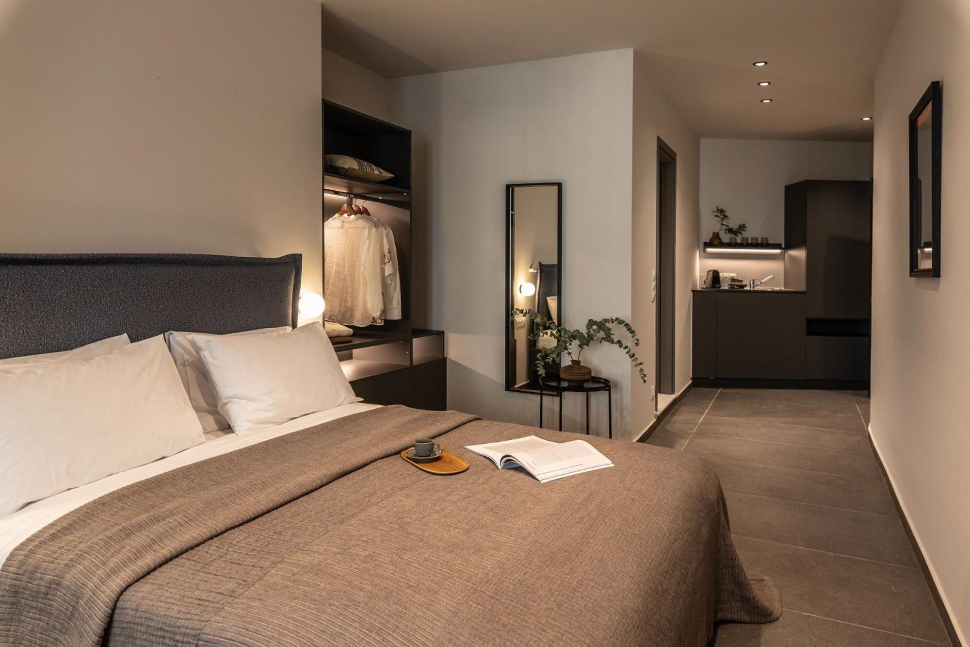 Celestial At Praxitelous Apartment Athens